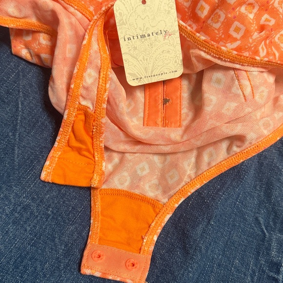 FREE PEOPLE Night Rhythm Printed Bodysuit / Floral Mesh Neon Peach NWT Sz S - Picture 8 of 13